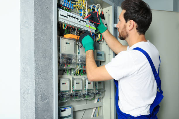 Professional Electrician in Hamilton, MO