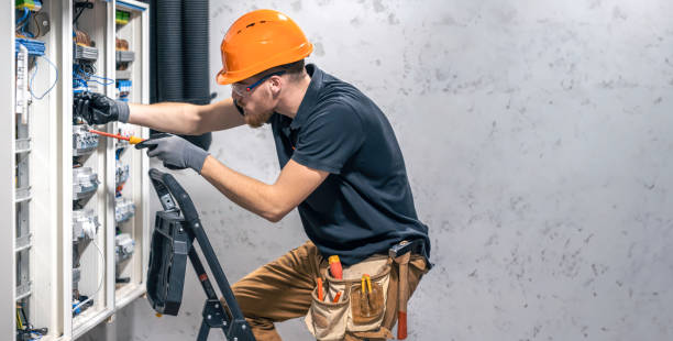 Best Circuit Breaker Repair  in Hamilton, MO
